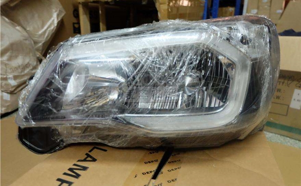 車燈等汽車配件進(jìn)口報關(guān)申報條件 車燈進(jìn)口報關(guān).jpg